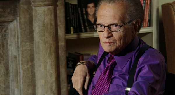 Larry King, acusado de haber recibido miles de dólares por parte de un partido ucraniano