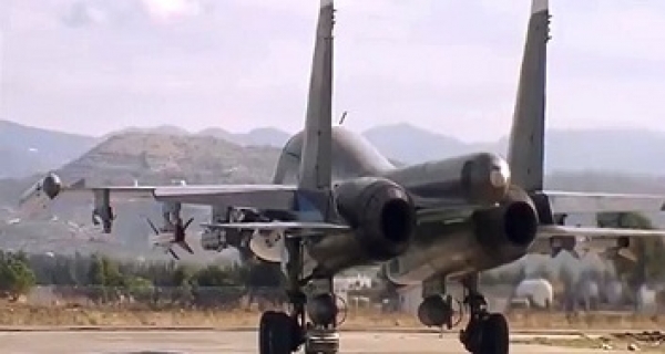 Aviones rusos y sirios lanzan diluvio de fuego contra los terroristas en Alepo