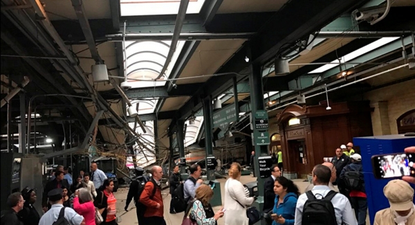 Un accidente de tren en una estación de New Jersey deja tres muertos y más de 100 heridos