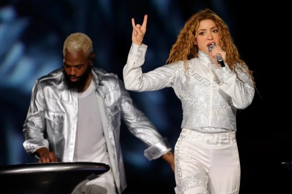 La cantante colombiana Shakira se presenta en concierto como parte de su gira “Las Mujeres Ya No Lloran”, el 11 de febrero de 2025, en el estadio Nilton Santos, en Río de Janeiro (Brasil).