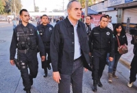 Salvador Caro reprueba exámenes de control y confianza