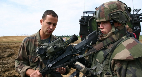 Unos 300 militares franceses podrían estar en manos del Ejército sirio