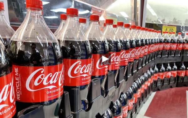 Coca-Cola anuncia retiro masivo de productos en Europa: ¿a qué se debe?