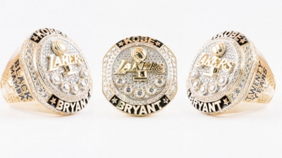 El lujoso anillo que Los Angeles Lakers le regalaron a Kobe Bryant