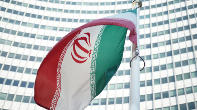 &quot;Teherán tiene medios técnicos para producir una bomba nuclear, pero aún no ha tomado la decisión&quot;, afirma un asesor del líder supremo de Irán