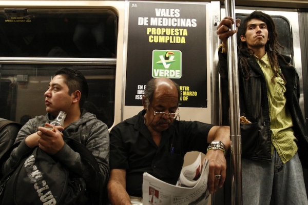 Publicidad del PVEM en el Metro de la Ciudad de México.