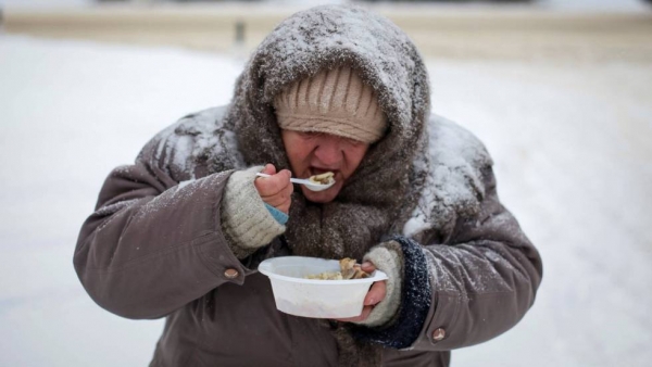 La pobreza es un factor determinante de la salud pero no se combate como tal.