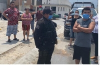El empresario acusó a la policía de violar sus derechos.