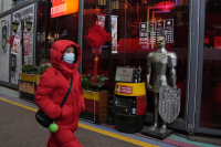 El éxito de China en controlar el virus podría dificultar la estrategia de salida
