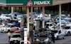 Llaman a los automovilistas a hacer uso racional de sus autos para permitir que se eleven las reservas en las terminales y las estaciones de servicio.