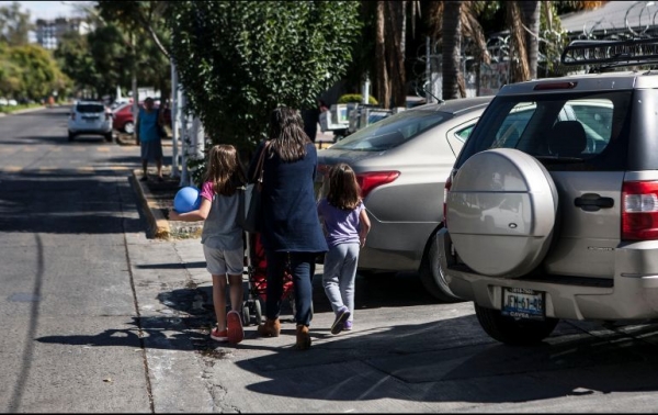 La anterior administración municipal comenzó con el programa Banquetas Libres.