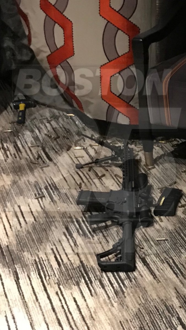 Publican la primera foto de la habitación del tirador de Las Vegas