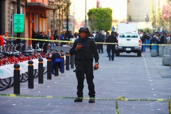 Policía abate a militar retirado que mató a tres en el Centro Histórico