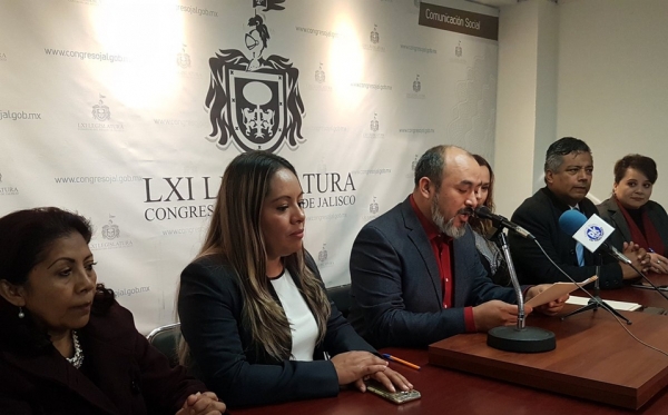 El coordinador de Morena señala que Gerardo Octavio Solís Gómez representa un insulto para la memoria de las y los jaliscienses.