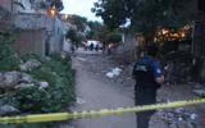 Un grupo de sujetos fuertemente armados, asesinaron a 7 personas con armas largas y cortas en Tlaquepaque. Foto: Aurelio Magaña Niño