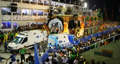 Parte de una carroza se rompe y deja heridos en el Sambódromo de Río de Janeiro