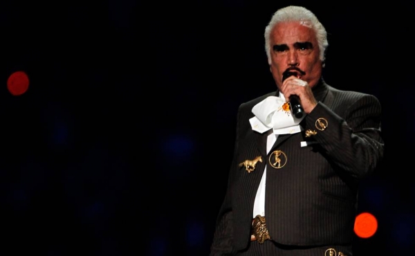 El cantante Vicente Fernández, que cumple 80 años