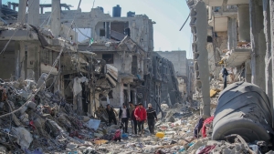 Consecuencias de ataques israelíes a Jan Yunis, Franja de Gaza, el 7 de abril de 2024.