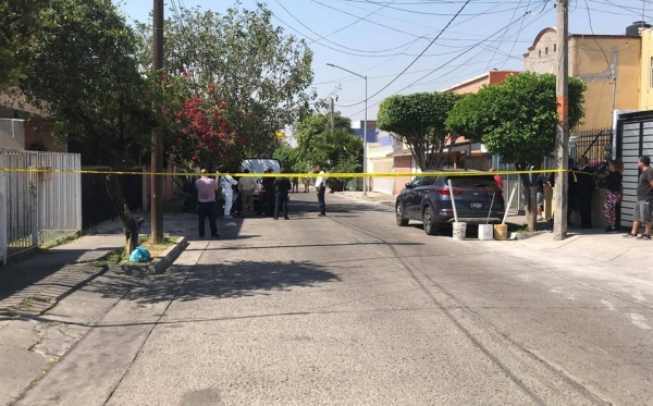 El crimen ocurrió afuera de su domicilio ubicado en la colonia Independencia.