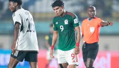 Alemania ganó fácil 3-1 en el debut. 