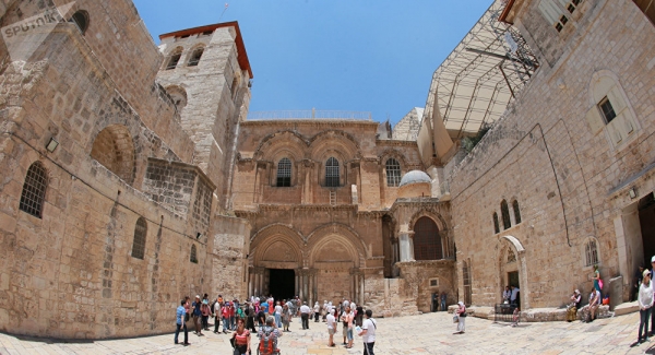 Parte de Iglesia de Santo Sepulcro de Jerusalén cerrada tras derrumbe parcial