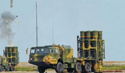 Irán recibe baterías de defensa aérea de China