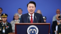 Yoon Suk-yeol pronuncia un discurso durante un acto público en Seongnam (Corea del Sur), el 1 de octubre de 2024.