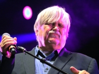 Bruce Hampton muere en pleno concierto y nadie se da cuenta