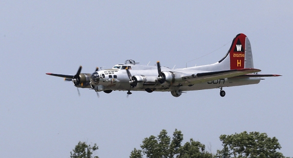 Tabloide británico asegura que EEUU planeaba lanzar 466 bombas sobre la URSS