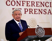 El presidente de México, Andrés Manuel López Obrador, durante su conferencia matutina en Palacio Nacional, en la Ciudad de México, el 6 de marzo de 2023.