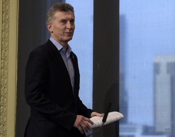 El presidente Mauricio Macri, antes de presentar a la canciller argentina, Susana Malcorra como candidata para próximo secretario general de la ONU, en la Casa Rosada.