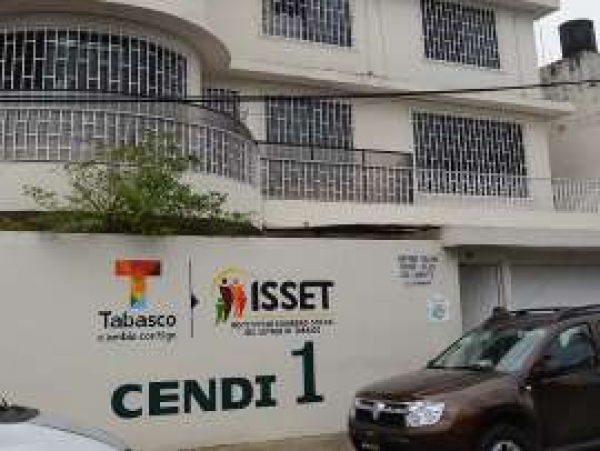 Niña de 5 años gana amparo contra cuotas escolares