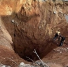 La bomba aérea israelí GBU-28 dejó un cráter de 27 metros en el lugar del búnker de Nasrallah