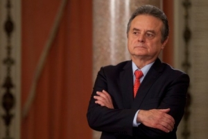 El titular de la Sener, Pedro Joaquín Coldwell.