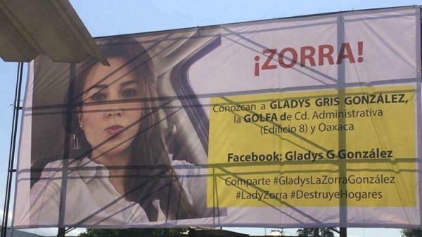 Una mujer mexicana se venga de la amante de su esposo con un enorme cartel