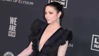 Michelle Trachtenberg durante un evento artístico en Los Ángeles, California (EE.UU.), el 4 de enero de 2020.