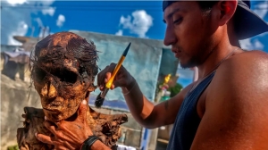 Para exhumar y limpiar los huesos, es necesario que hayan transcurrido al menos tres años desde el fallecimiento de la persona.