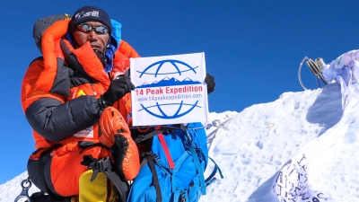El &#039;hombre del Everest&#039; bate su propio récord con un nuevo ascenso