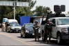 Elementos del ejército, la Marina, y de la policía llevan a cabo un operativo en la ciudad de México. Foto Alfredo Domínguez