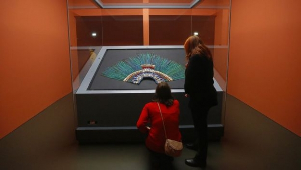 No está claro cómo el Penacho de Moctezuma llegó hasta Austria.