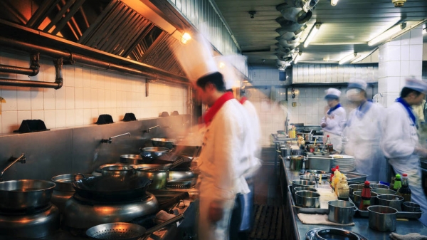 “La violencia es parte de la alta cocina”: cómo funcionan de verdad los restaurantes de élite