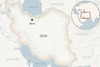 Irán dispara baterías de defensa aérea en provincias mientras se escuchan explosiones cerca de Isfahán