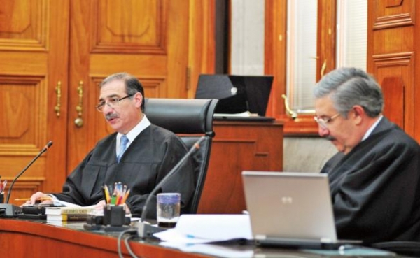 El ministro Alberto Pérez Dayán afirma que la libertad de expresión tiene como límites el ataque a la moral, los derechos de terceros y el orden público