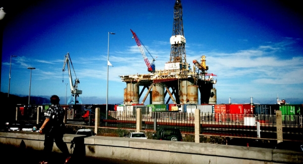Producción petrolera de México cae a niveles de los años 1980