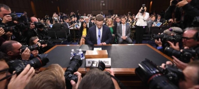 Mark Zuckerberg, presidente ejecutivo de Facebook, a punto de testificar en el Senado de Estados Unidos el pasado mes de abril.