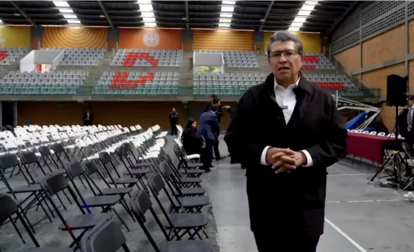 &quot;Sesionaremos en la Magdalena Mixhuca. Cumpliremos nuestro compromiso con las y los ciudadanos&quot;, escribió Ricardo Monreal.