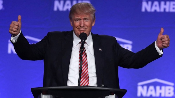 Trump en un mitin en Miami este jueves