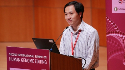 El científico chino He Jiankui.