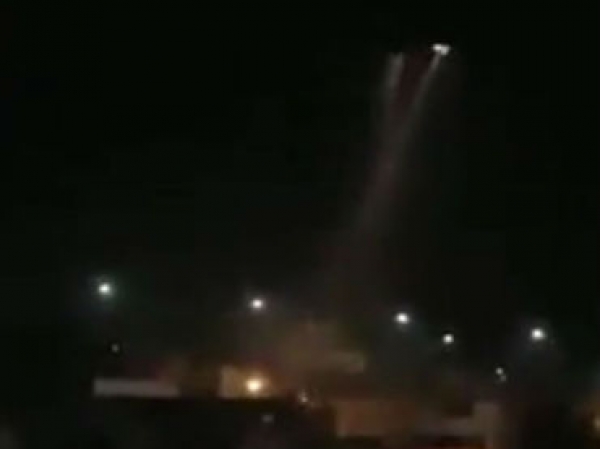 En redes circula u nvideo de un helicóptero que sobrevuela la zona del enfrentamiento. 