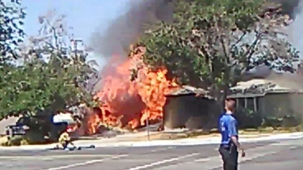 Fuerte sismo en el sur de California provoca un incendio y deslizamientos de tierra
